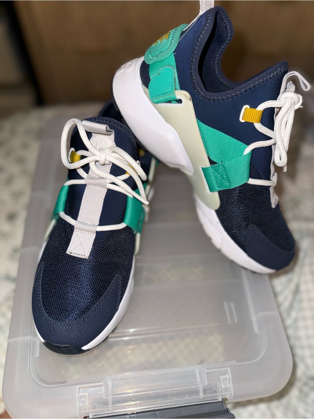 Nike air huarache sneakers city low